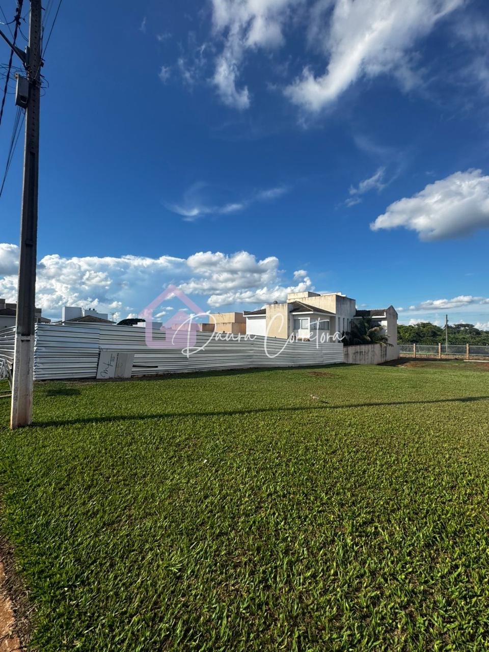 Terreno à venda Condomínio Portal do Lago 