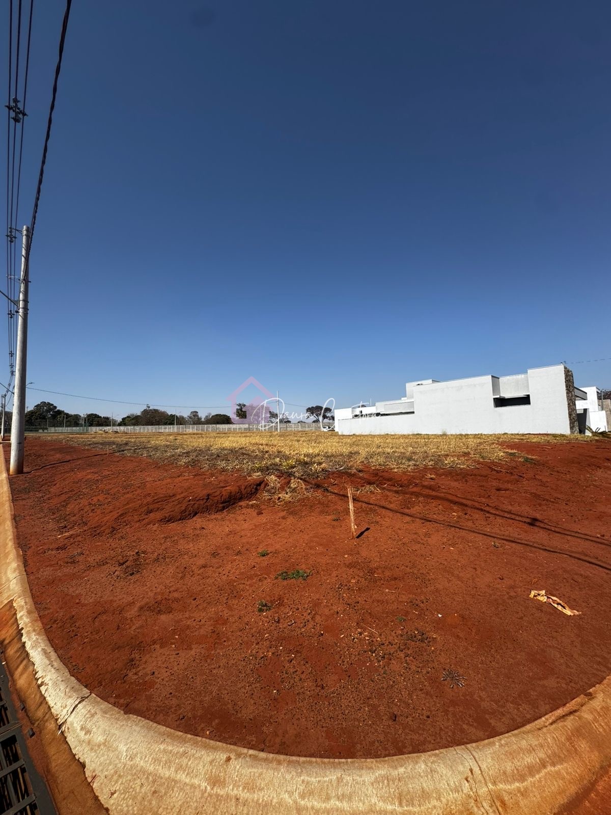 Terreno à venda  condomínio Villagio 