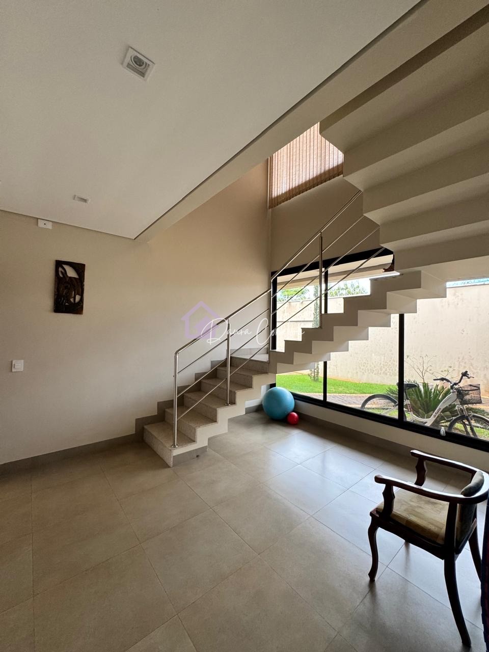 Sobrado à venda no Drummond 1