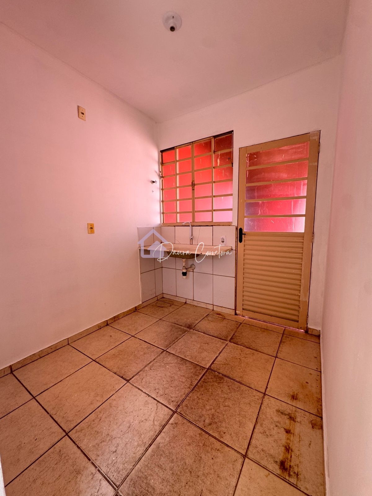 Imóvel à venda, localizado no Bairro Camilo Chaves!🏠
