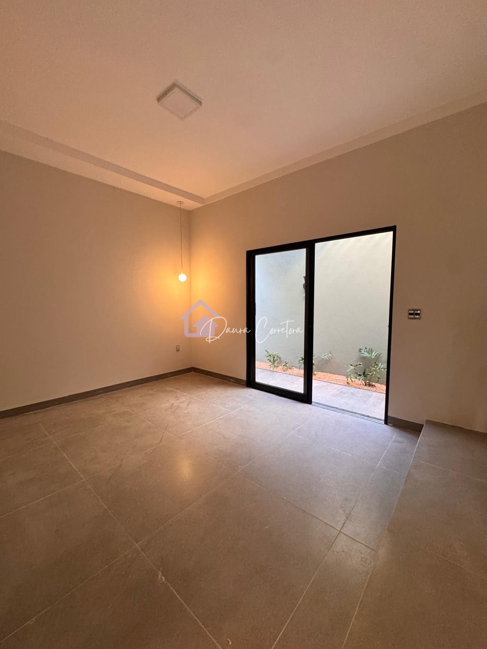 📍Vende-se Imóvel Novo, localizado no Bairro Cidade Jardim