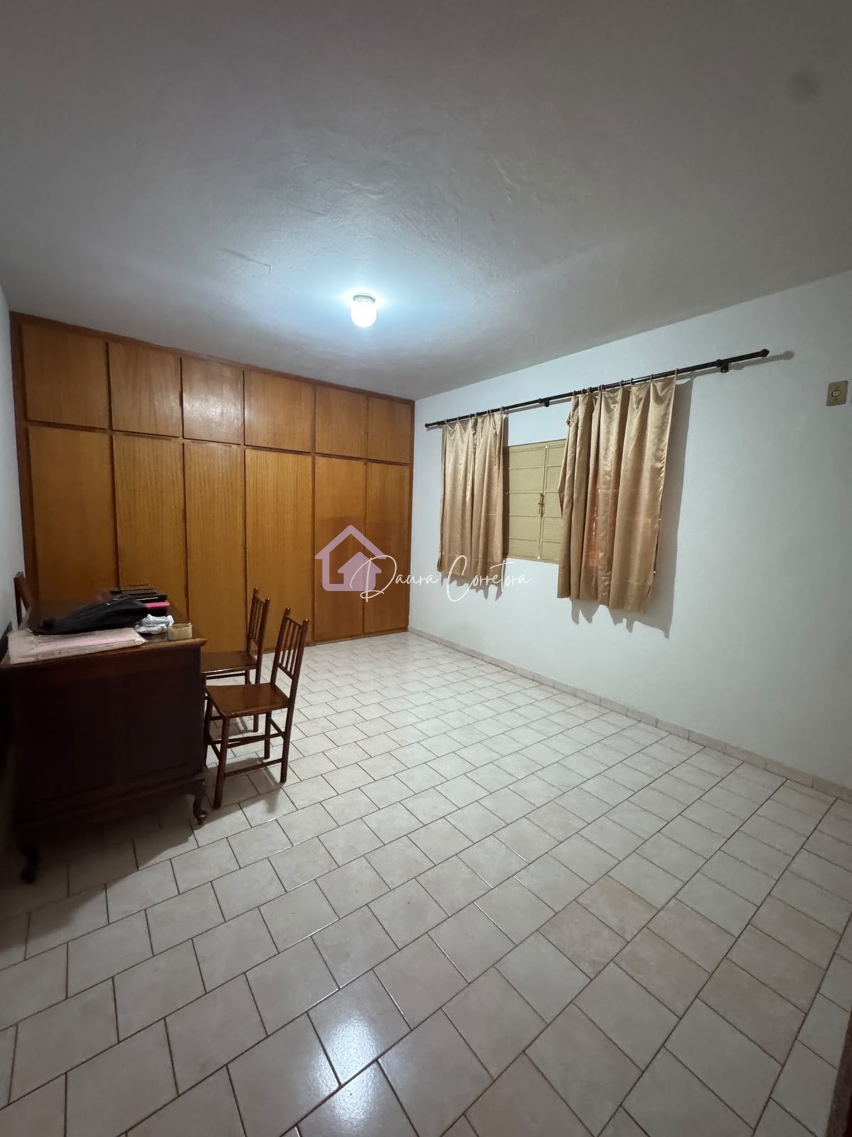 📍 Imóvel Usado à venda, localizado no Bairro Platina, em Ituiutaba - MG!